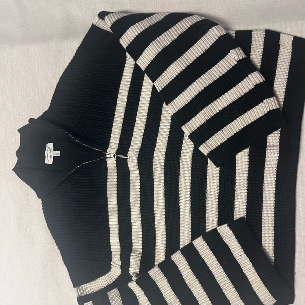 & Other Stories Monochrome‎ Striped V-Neck Sweater